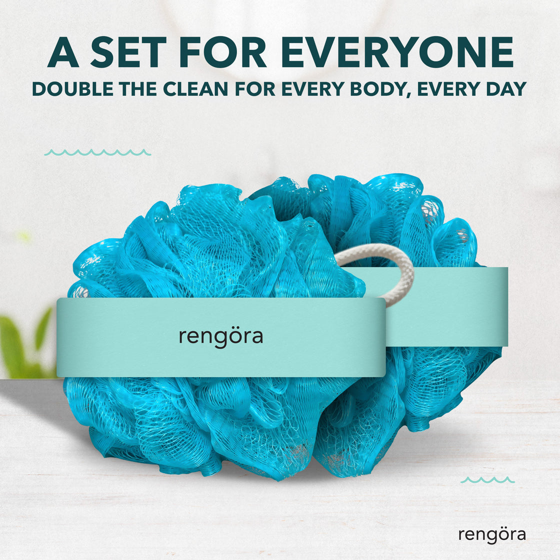 Two blue Rengöra loofahs.