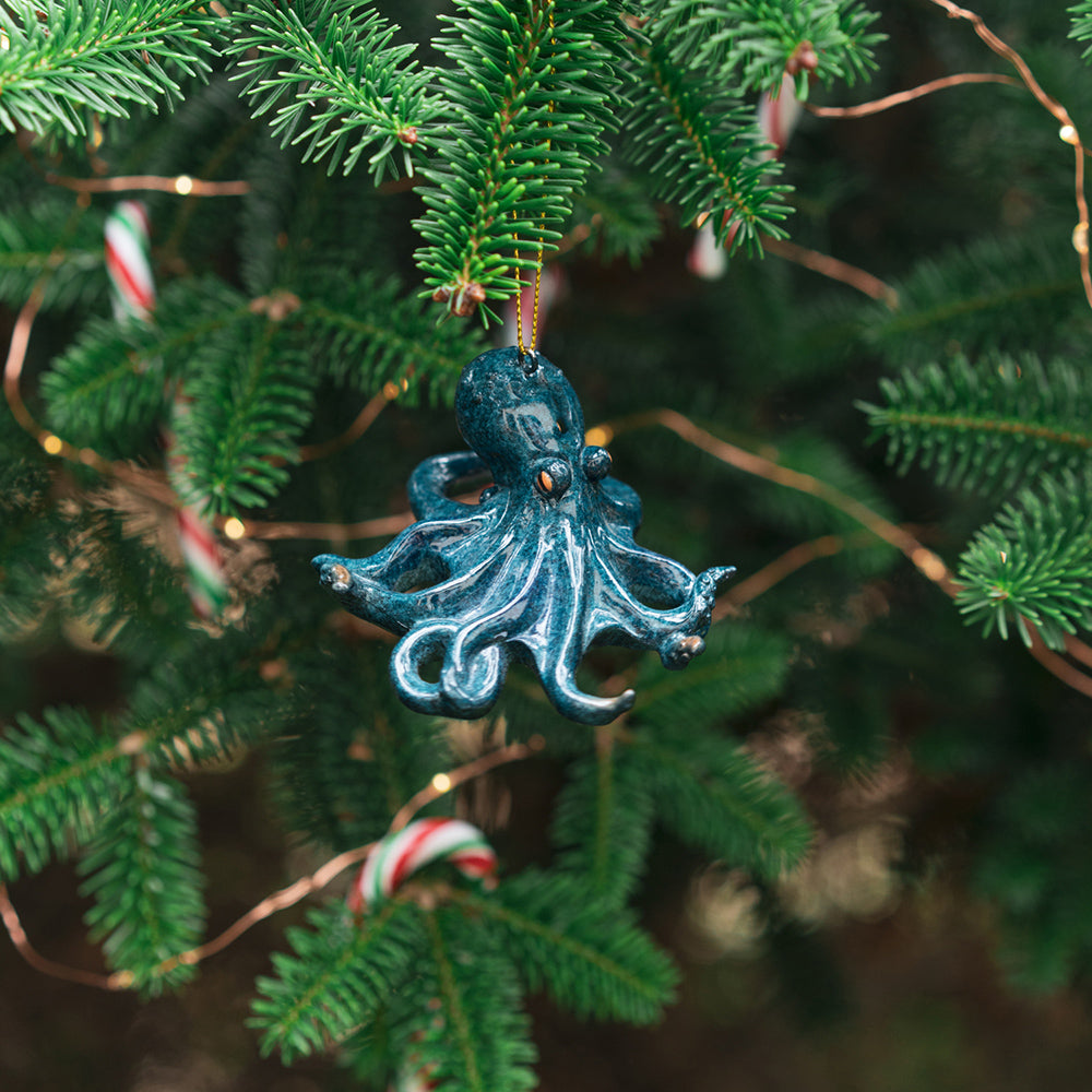 The Rengora blue octopus suspended from a Christmas tree