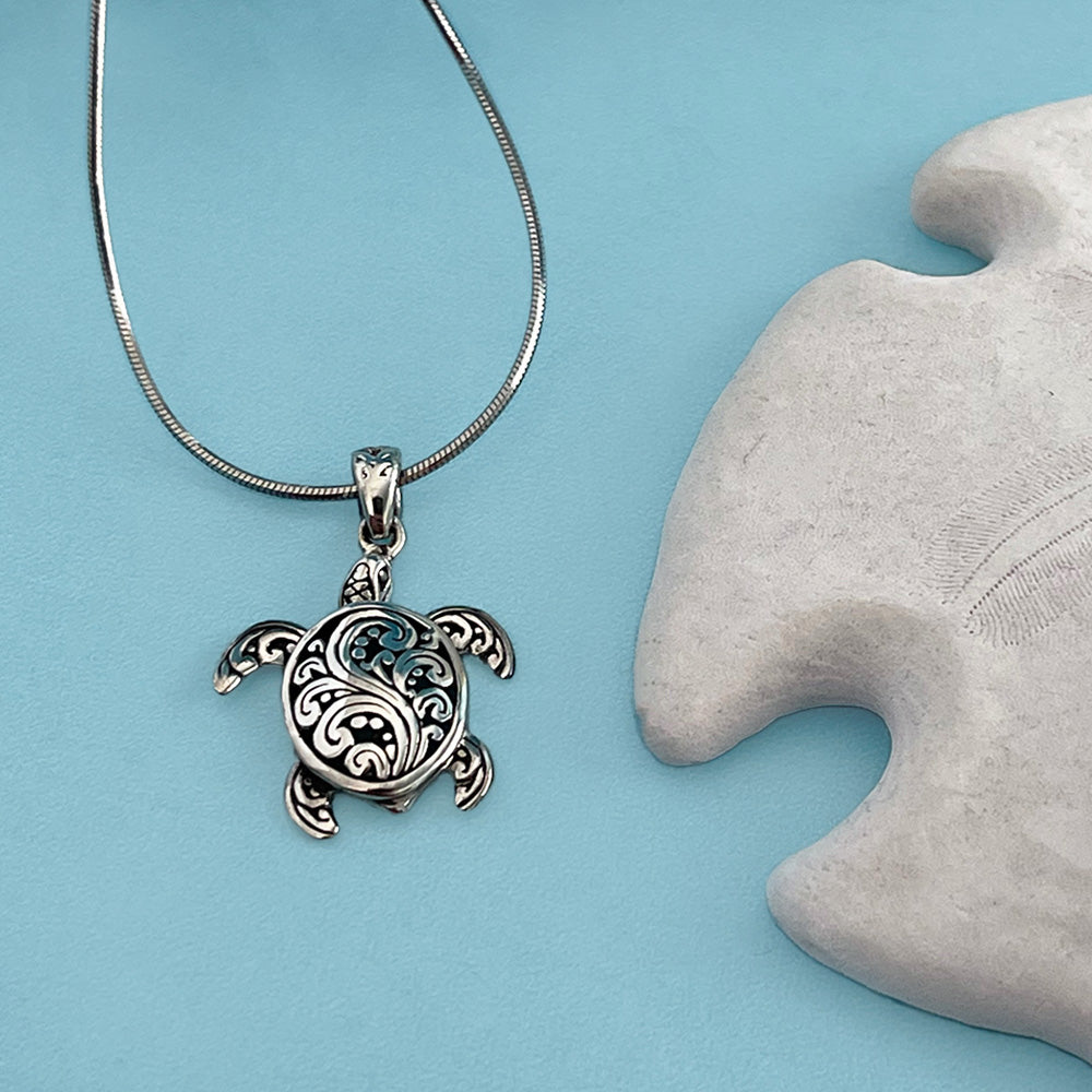 Rengora Sterling Silver Sea Turtle Pendant – Handmade Filigree Design - 2 Sizes
