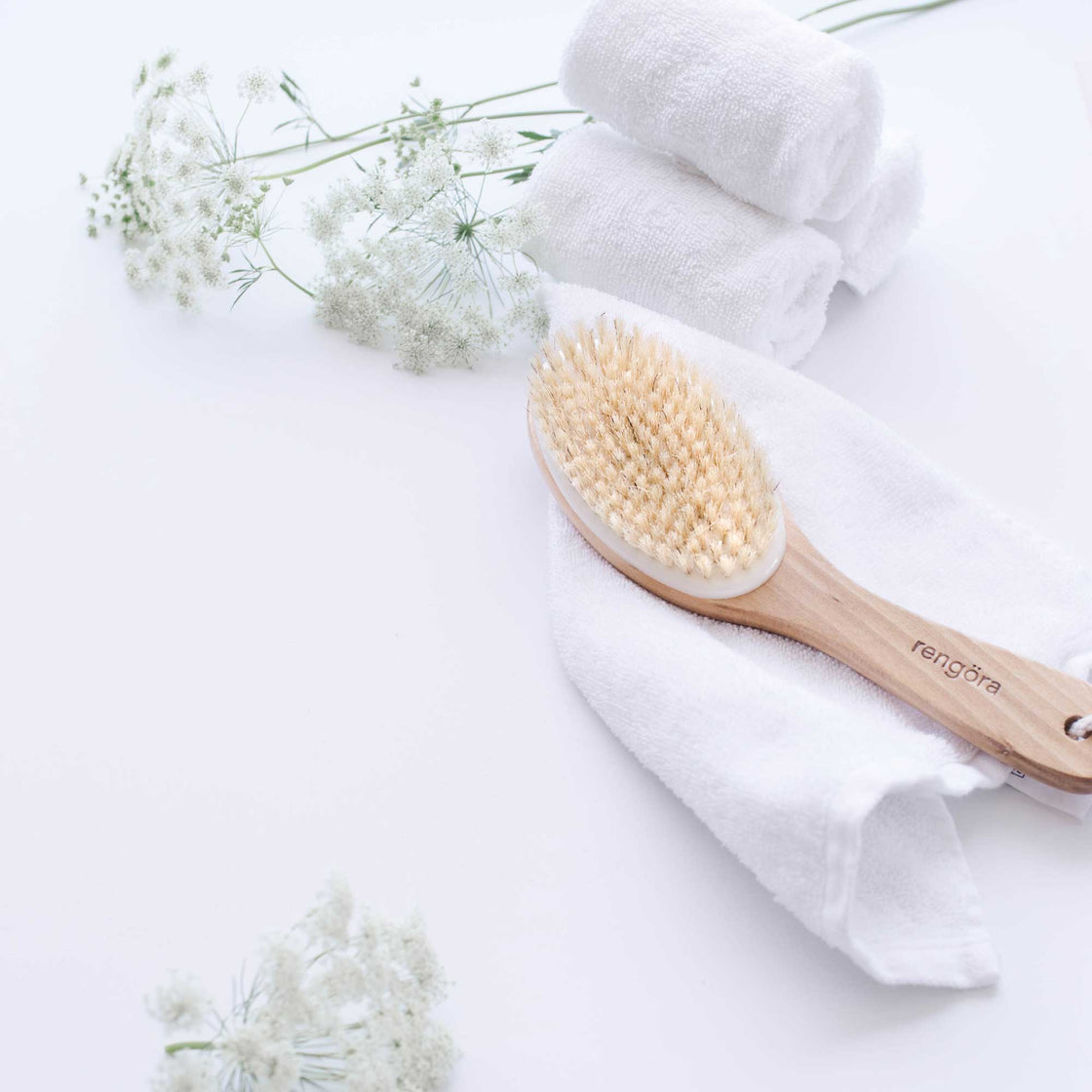 Dry Brushing Body Brush 2 Pack Round Massage Scrub Brush with Natural Boar  Bristles for Exfoliating